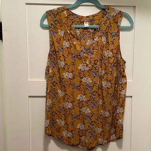 Old Navy Women’s Floral Tank Top with Ties